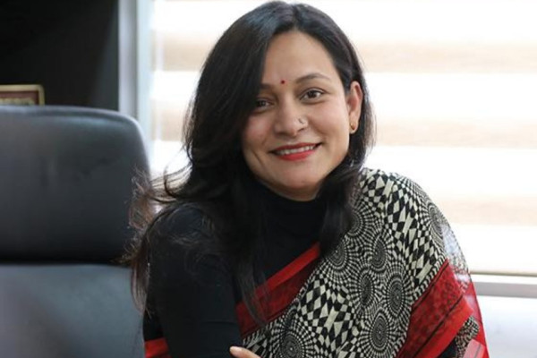 सर्लाही-१ मा रास्वपाबाट नितिमा कार्कीको उम्मेदवारी